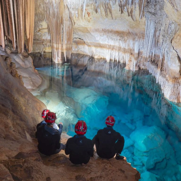 CUEVA MARINA